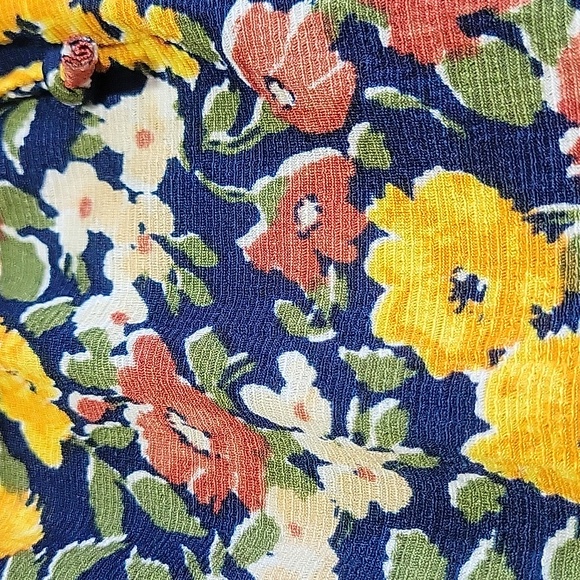 Lavish Floral Blouse with Long Sleeves - Picture 6 of 10